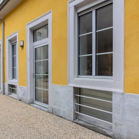 Appartement Duplex 8 Pers. Centre Ville Cauterets, Parking, Wifi 아파트 *